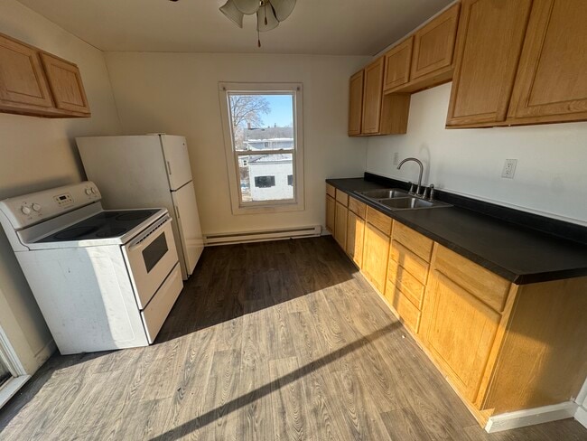 Photo - 723 W Jefferson St Unit 2