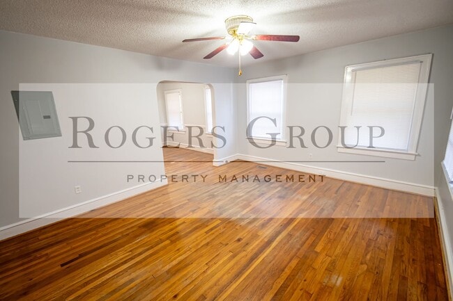 Photo - 1443 Perry Ave