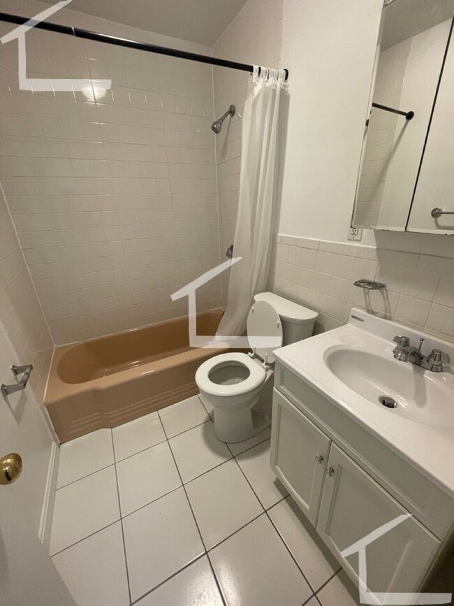 Photo - Large Studio Available 6/1/26