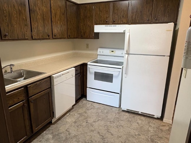 Photo - 478 Arch St Unit 322