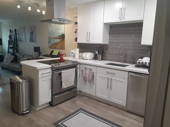 Photo - 769 Hayes St