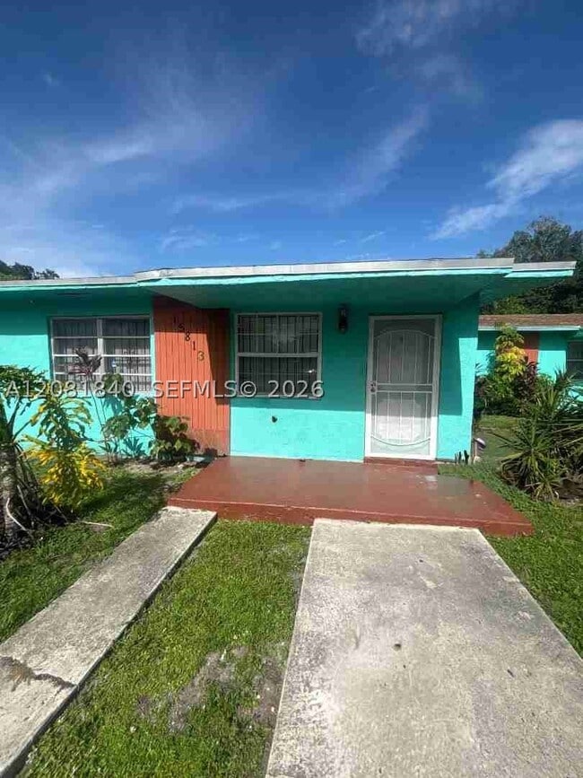 Building Photo - 15813 NW 38th Pl Unit 15813