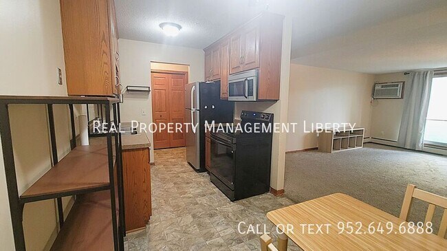 Photo - 1690 Highway 36 W