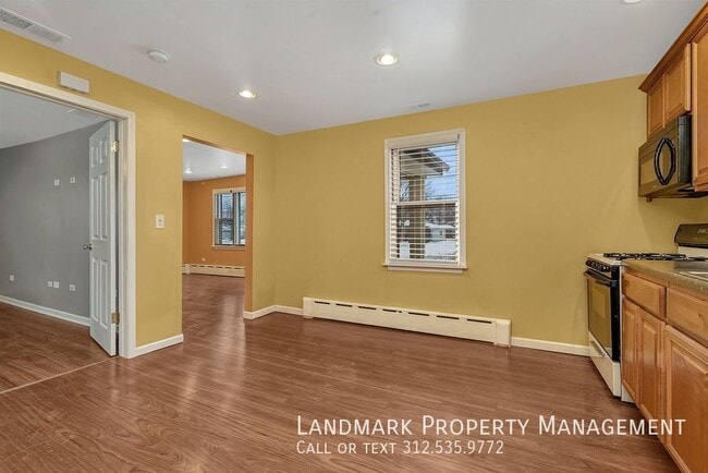 Photo - 6 E Eureka Dr