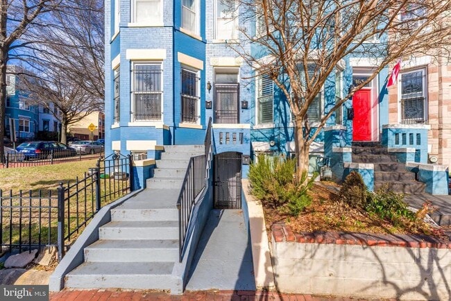 Building Photo - 165 U St NW