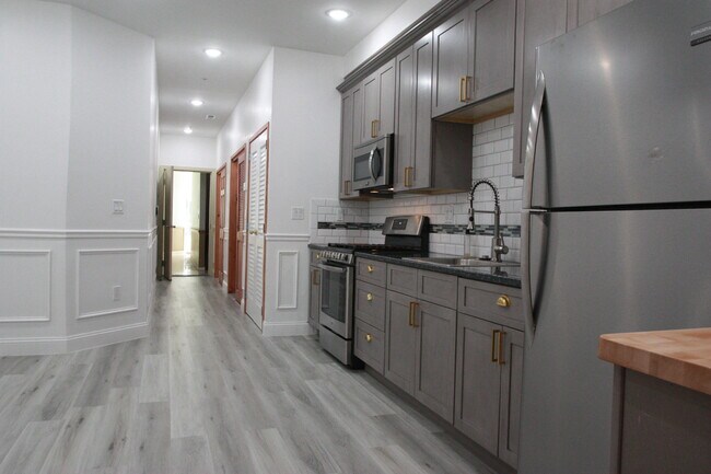 Photo - 1233 S Broad St Unit 1R