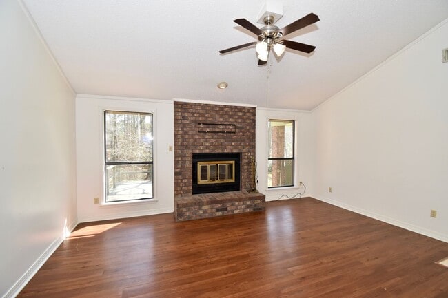 Photo - 3 Bed 2 Bath in Ruston. Lawn Care Included!