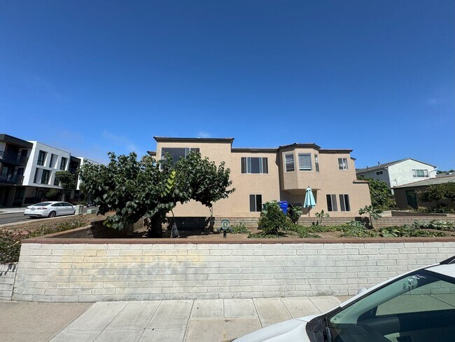 Photo - POINT LOMA HOME 3br/1ba remodeled home loc...