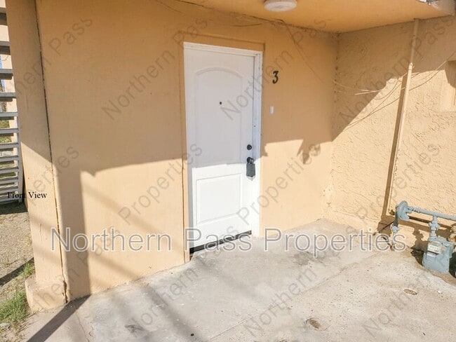 Building Photo - 411 Dodge Rd Unit 3