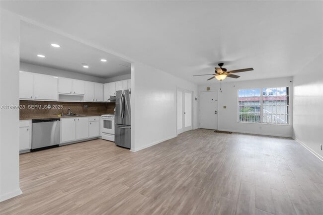 Photo - 12820 SW 43rd Dr Unit 233-B