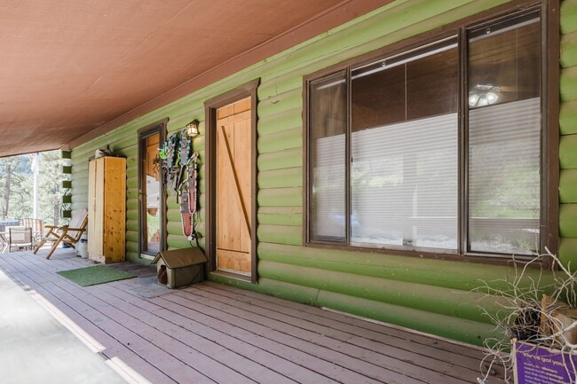 Photo - 77 Navajo Ln