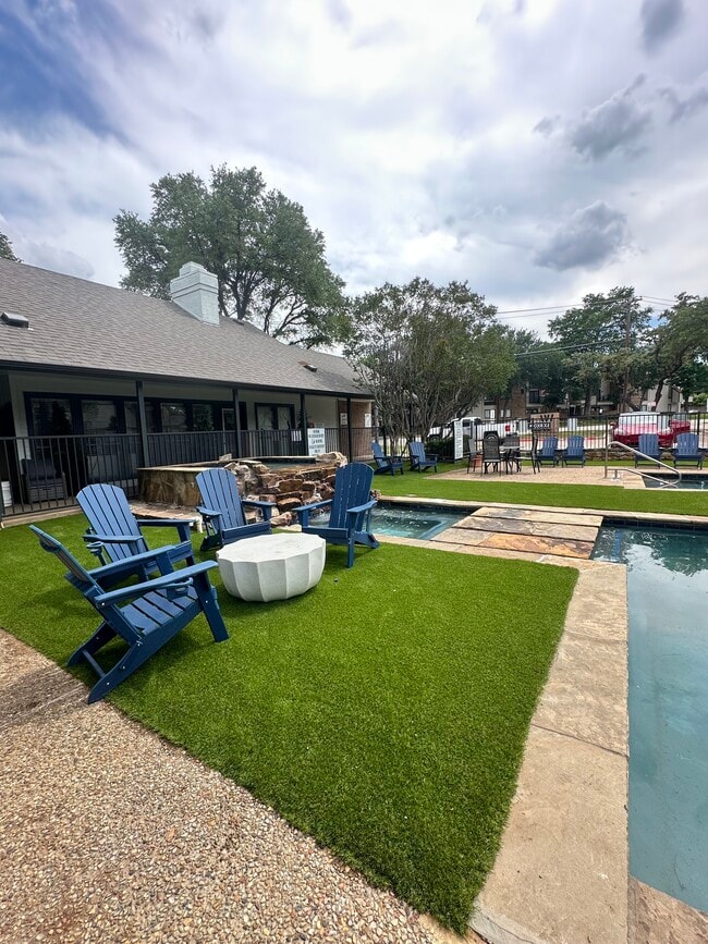 Woodbridge Townhomes