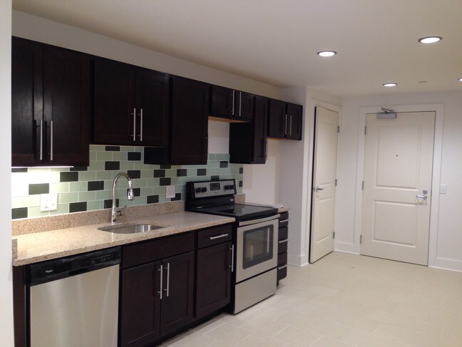 Photo - The Rockwel - Rockwel Realty Leasing