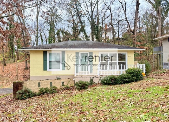 Building Photo - 1010 Summer St