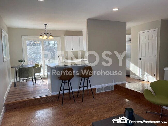 108 Country Ct NE
