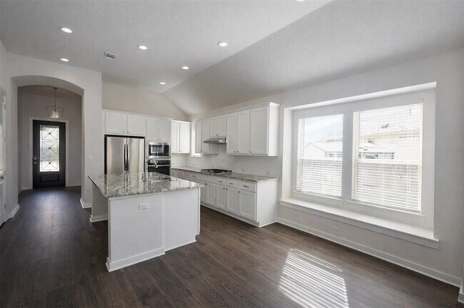 Photo - 155 Rosebush Dr