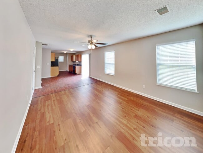 Photo - 308 Fox Trot Dr