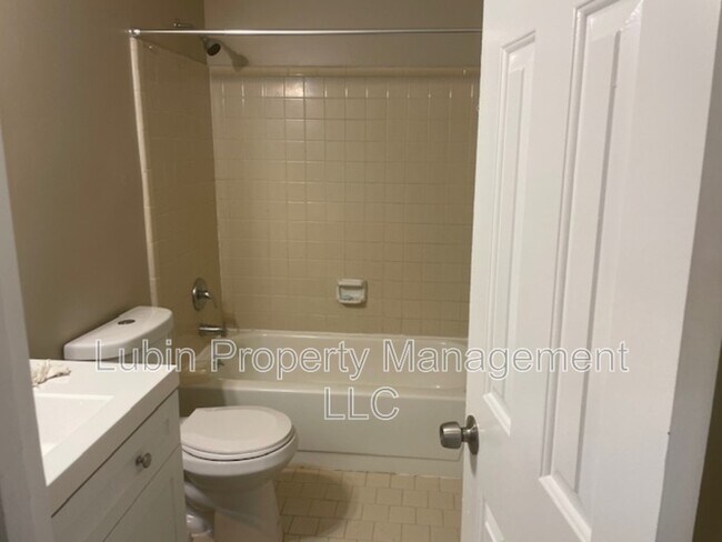 Photo - 4432 Valley Cove