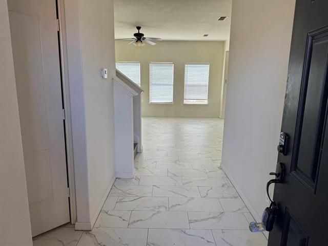 Photo - 1806 Douglas St