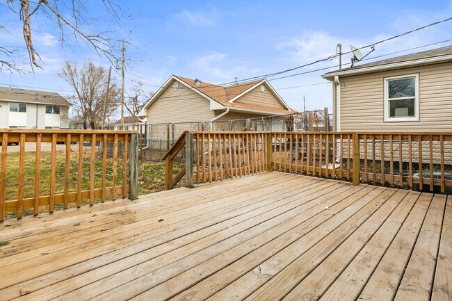 Photo - Charming 3-Bedroom Home with Spacious Layout