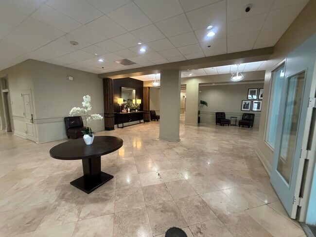 Photo - 1205 Saint Charles Ave Unit 1307