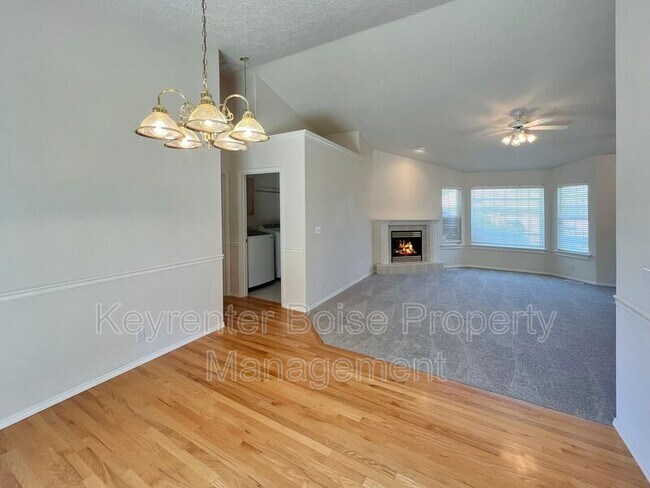 Photo - 2626 S Gold Bar Way