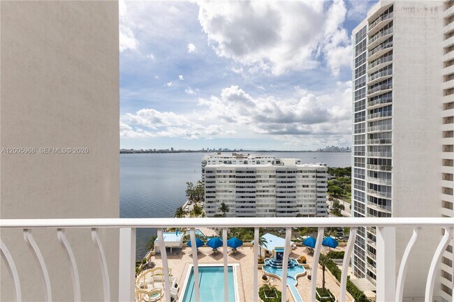 Photo - 7601 E Treasure Dr Unit 1621