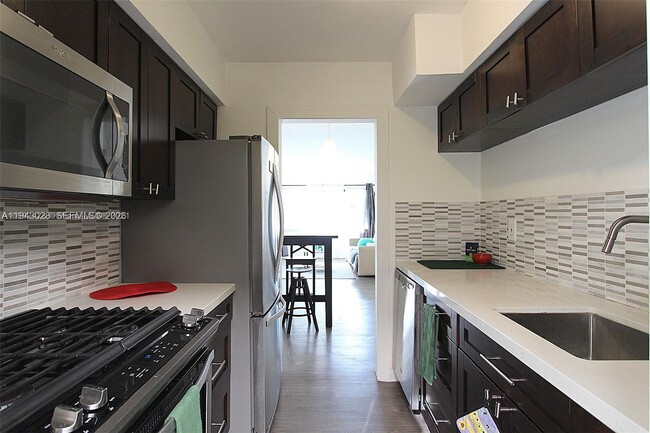 Photo - 2250 Bay Dr Unit 3