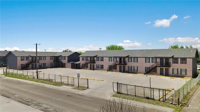 Building Photo - 12 Gastel Cir Unit 6