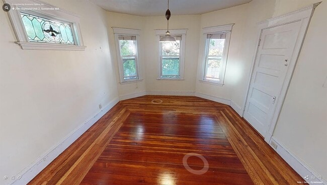 Building Photo - 296 Highland Ave Unit 2