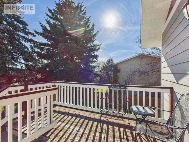 Building Photo - Great Four Bedroom! First Month Half Off!!