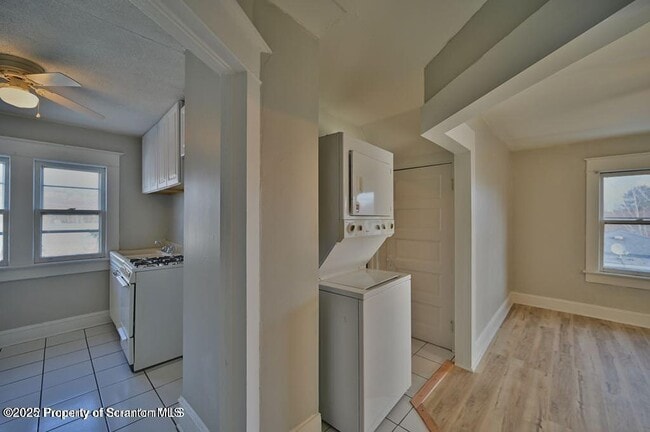 Photo - 2211 Brown Ave