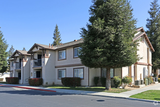 Building Photo - Village at Madera Rental