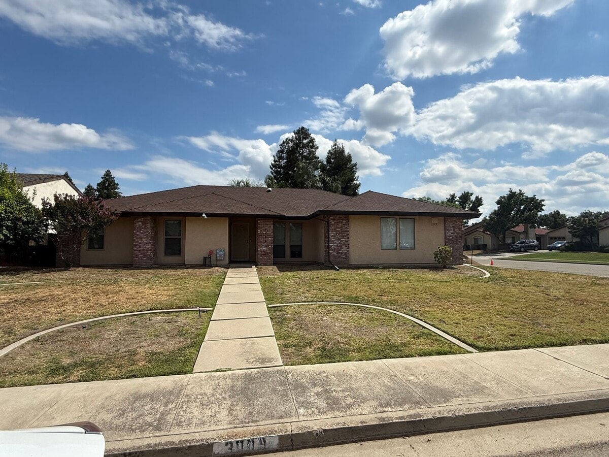 Photo - NE Visalia home coming soon