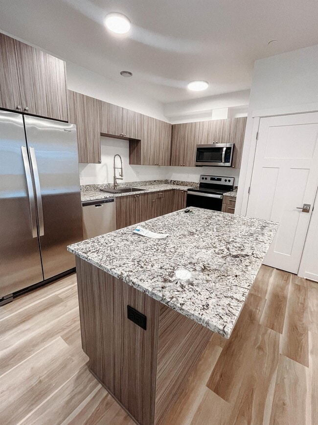 Photo - 441 Talent Ave