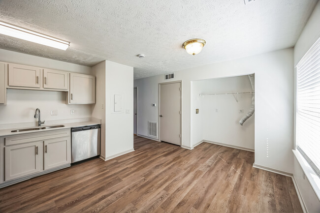 Lakota Pointe Townhomes