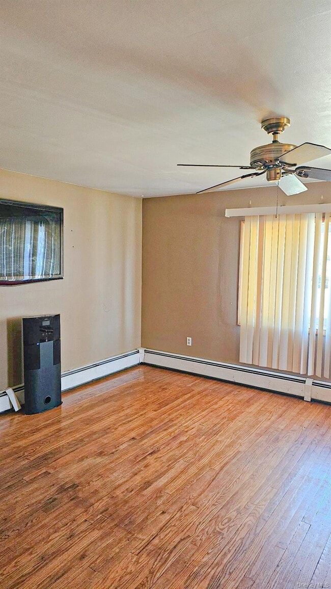 Photo - 225 Monhagen Ave