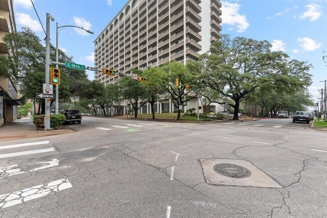 Photo - 1801 Lavaca St Unit 4C