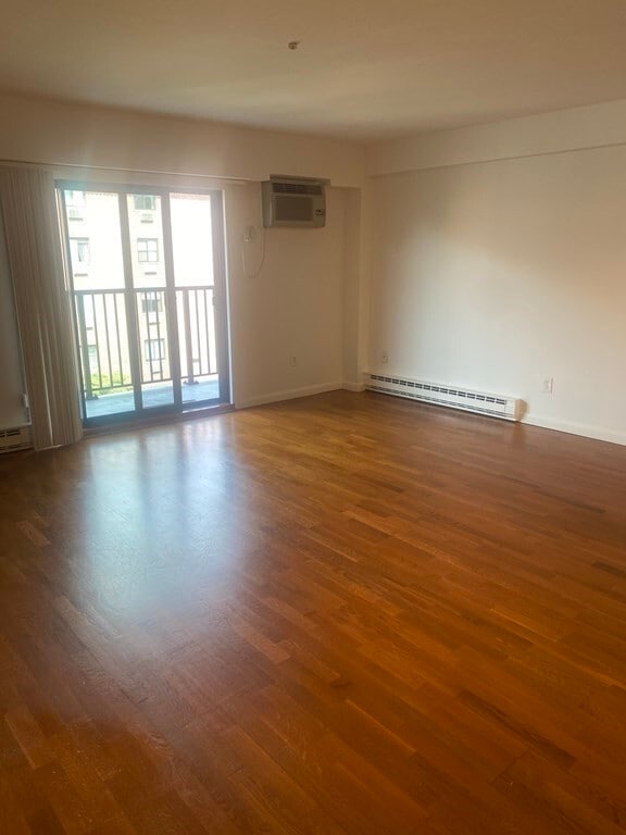 Photo - 140 Pleasant St Unit 401##