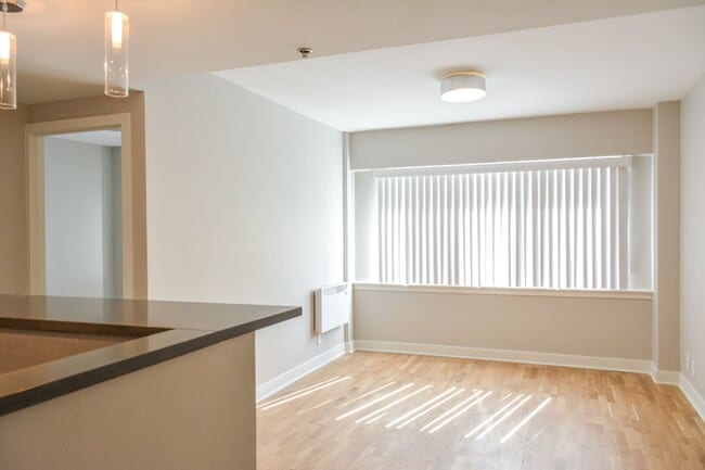 Photo - 3455 Rue Aylmer Unit 606