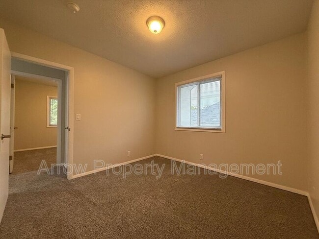 Photo - 526 S 25th St Unit 5