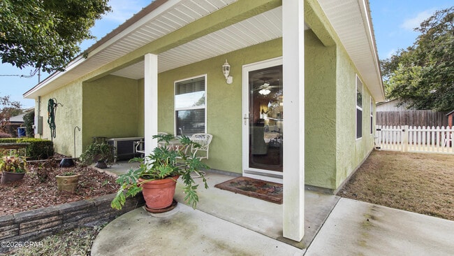 Photo - 1600 W 12th St Unidad B