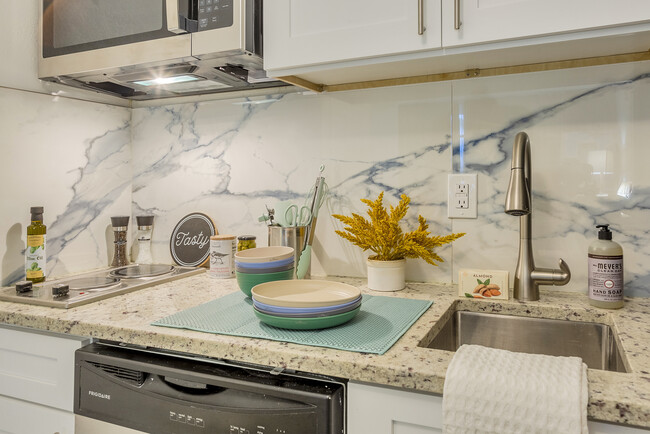 Photo - 611 Destiny Dr Unit 404