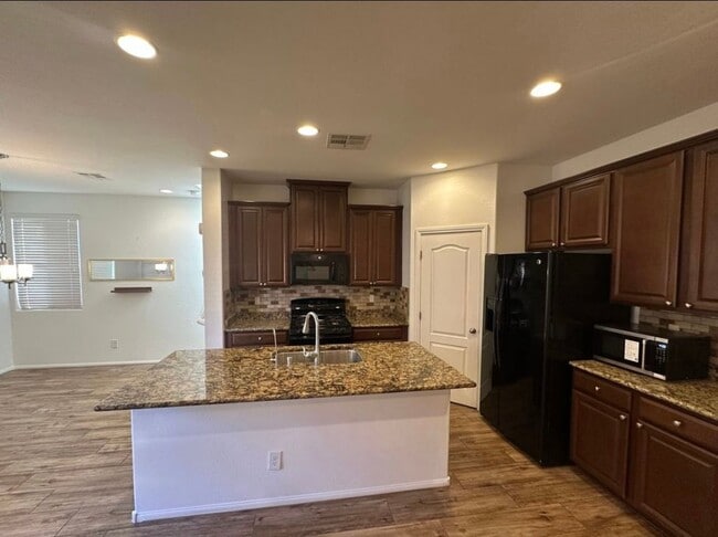 10732 Centerville Bay Ct