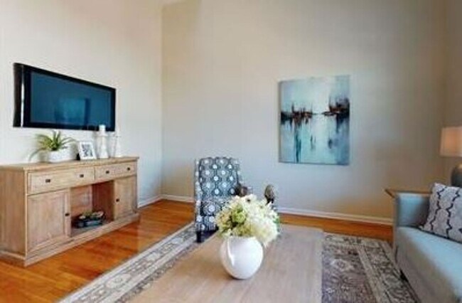 Photo - Charming 5 Bedroom