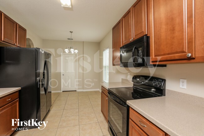 Photo - 965 Marietta Ln