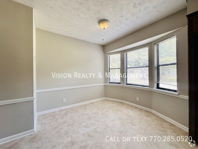 Building Photo - ONE MONTH FREE $1549 Rental