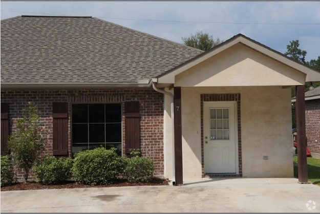 Building Photo - Rowyn Oaks Rental