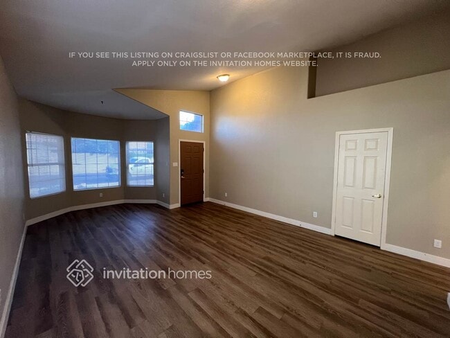 Photo - 710 S Catalina St