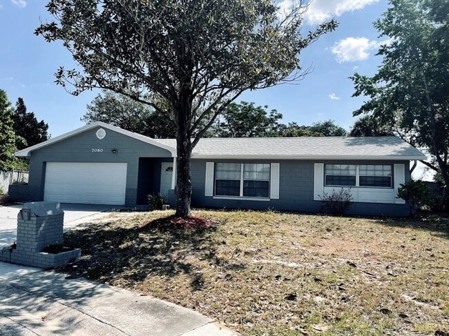Building Photo - Recently Remodeled 3-Bedroom Home with Tile Floors, Yard & 2-Car Garage in Orlando